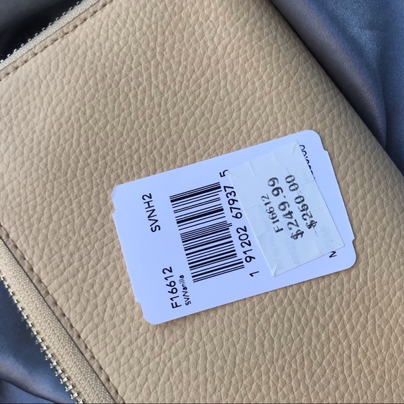 NWT🌷Coach Pebbled Leather Accordion Zip F16612 - Picture 5 of 6